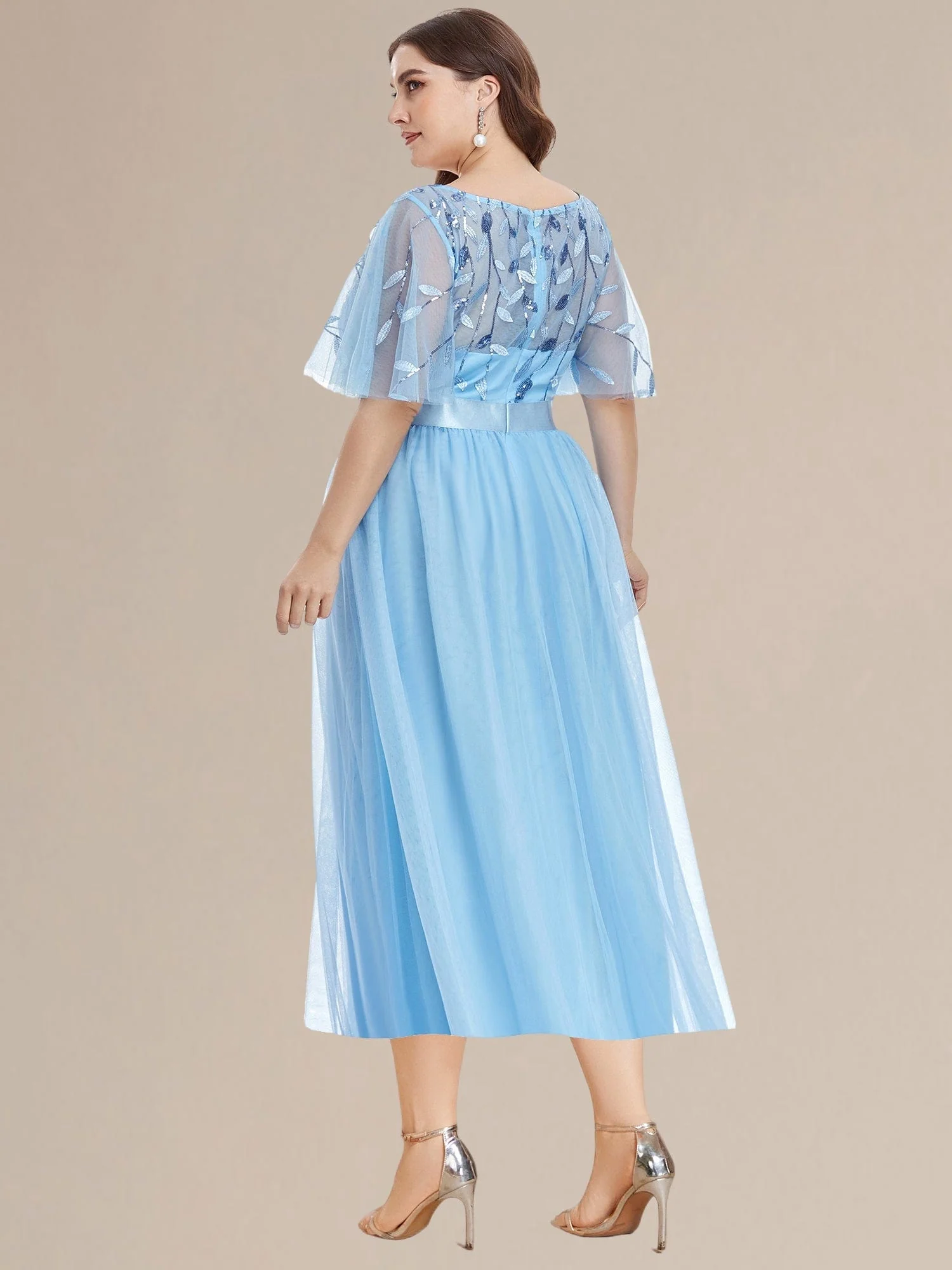 ever TAYLOR|Designer Sequined Leaf Midi Evening Dress - Image 7