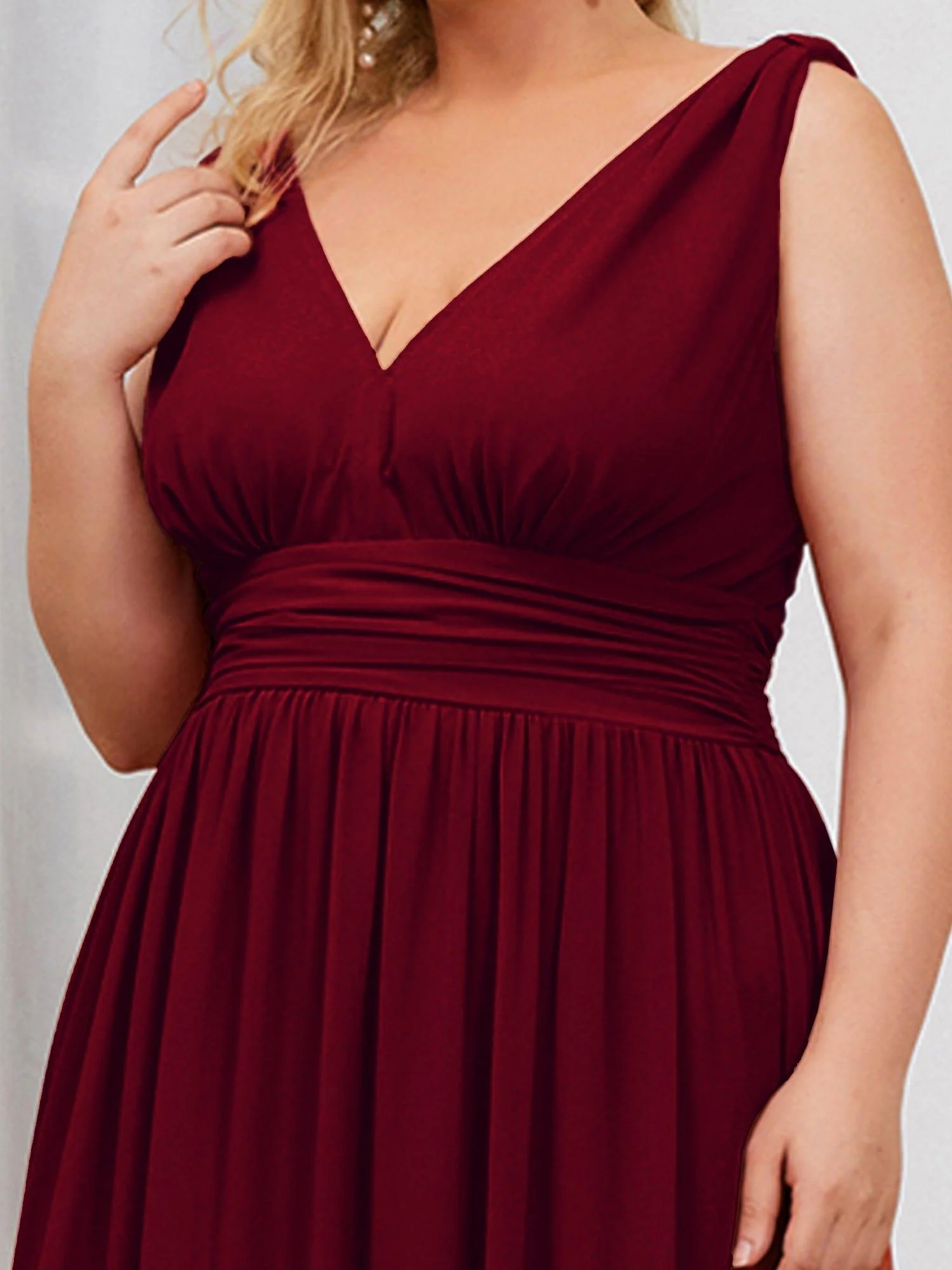 pretty HUSH|Plus Size Sleeveless V-Neck Chiffon Maxi Bridesmaid Dress - Image 10