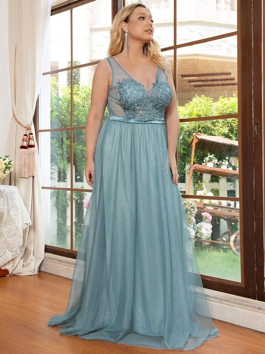Plus Size Women's A-Line V-Neck Floral Lace Appliques Bridesmaid Dress(Final Sale) - Image 3