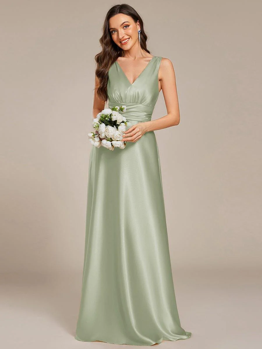 ever INDY|Sleeveless Empire Waist Satin Maxi Bridesmaid Dress With Pockets - Image 3