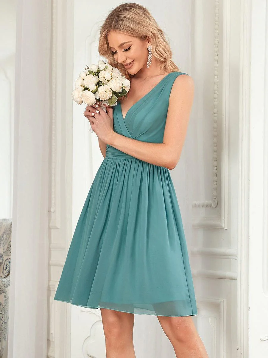 Knee-Length Chiffon Bridesmaid Dresses for Women with V-Neck - Image 27